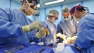 how much does a surgical tech make